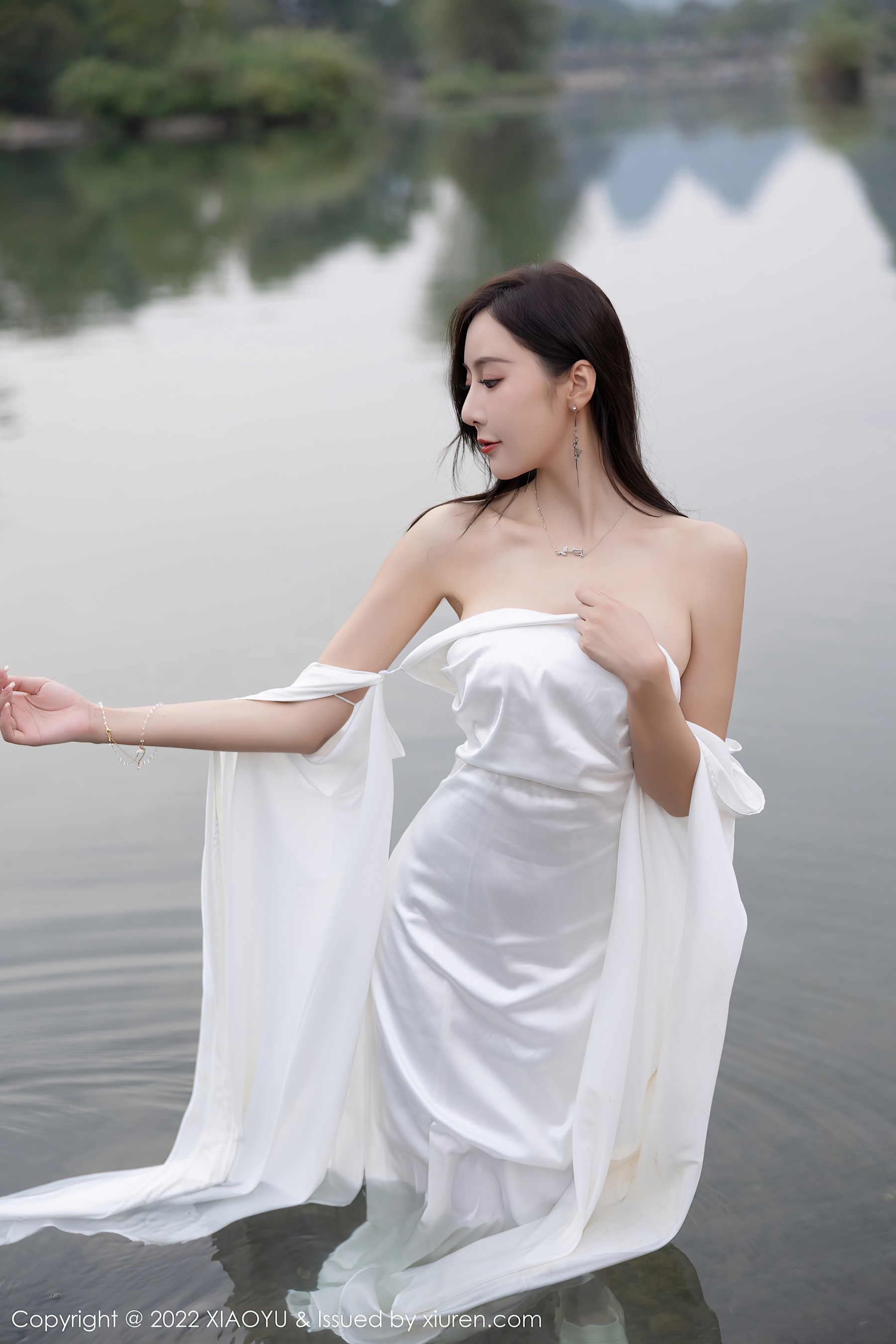 [XIAOYU语画界] VOL.884 王馨瑶yanni 杭州旅拍第2张