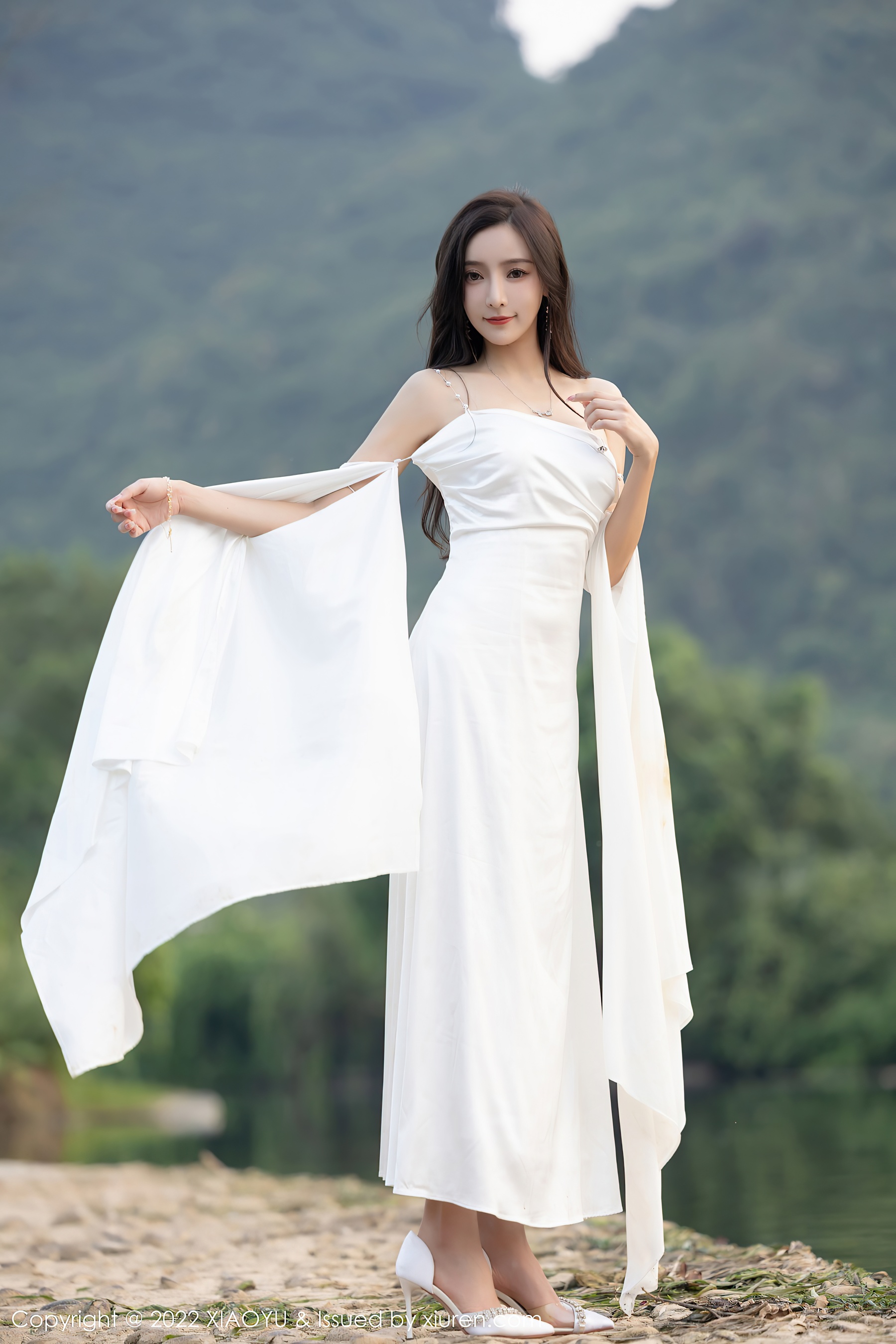 [XIAOYU语画界] VOL.884 王馨瑶yanni 杭州旅拍第3张