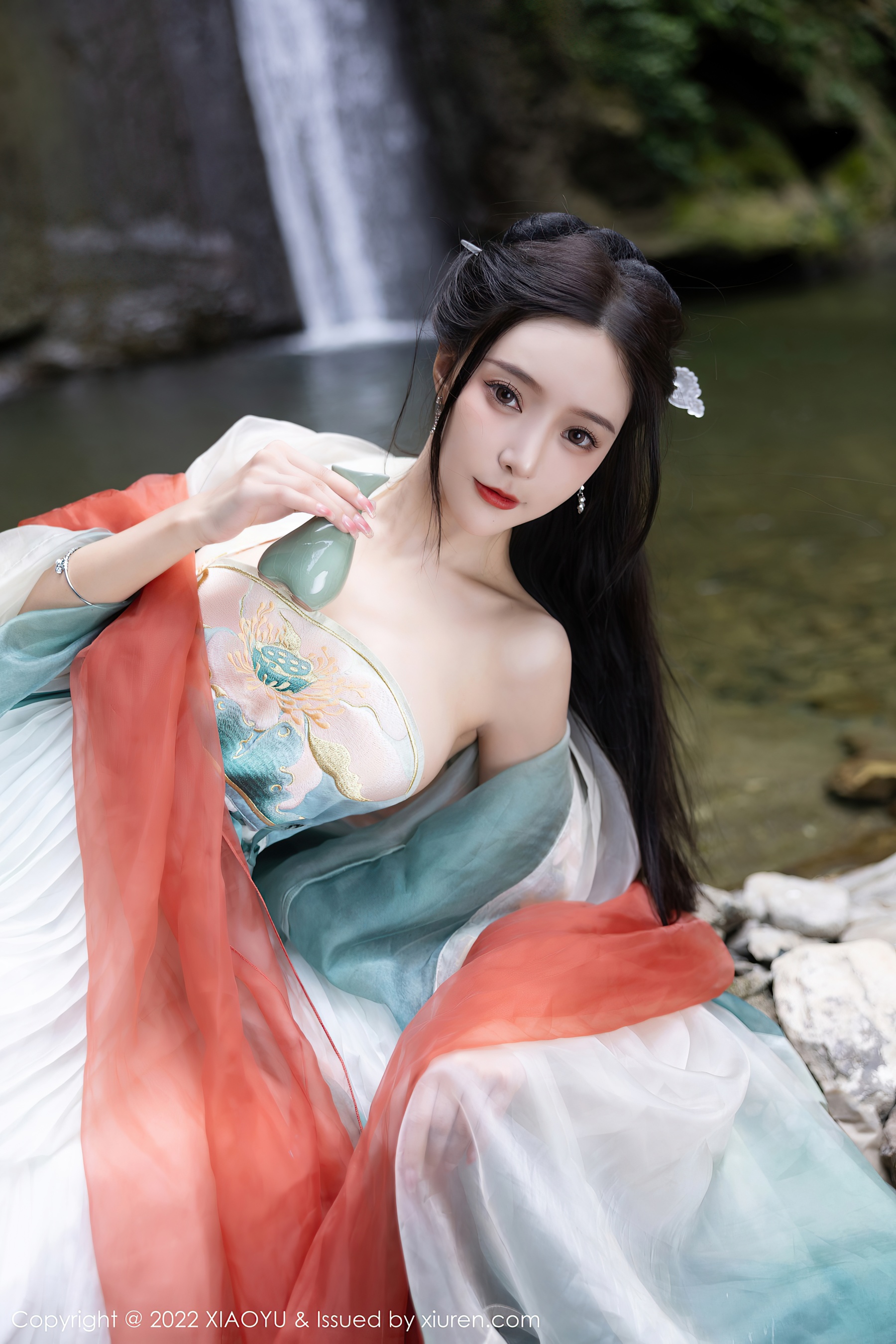 [XIAOYU语画界] VOL.889 王馨瑶yanni 杭州旅拍第2张