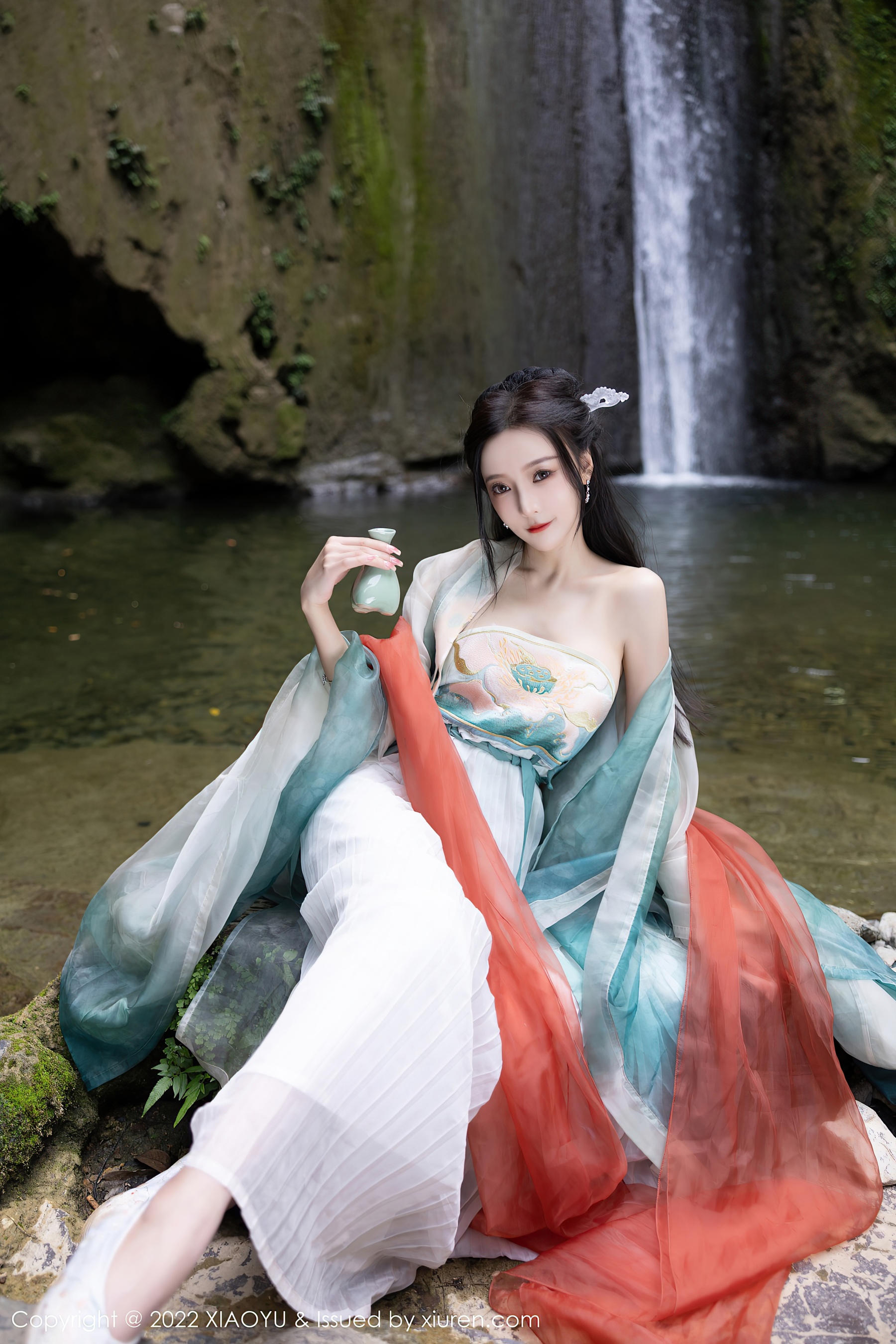 [XIAOYU语画界] VOL.889 王馨瑶yanni 杭州旅拍第2张