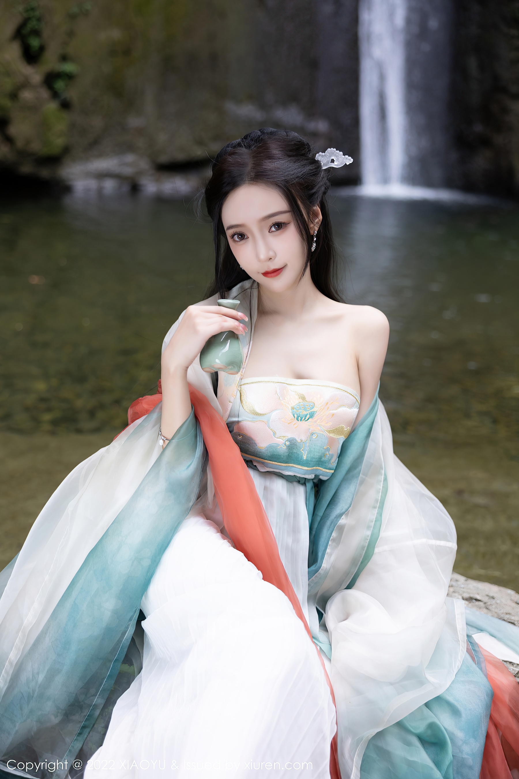 [XIAOYU语画界] VOL.889 王馨瑶yanni 杭州旅拍第2张