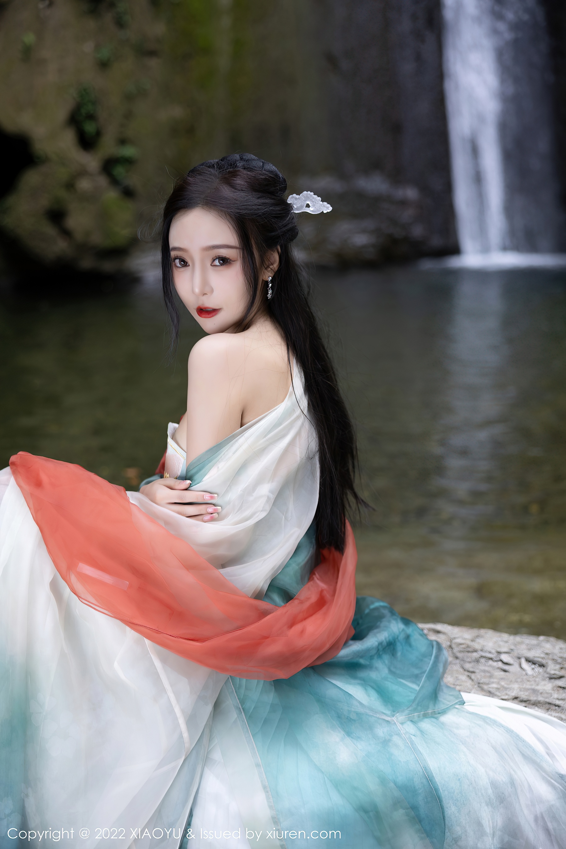 [XIAOYU语画界] VOL.889 王馨瑶yanni 杭州旅拍第2张