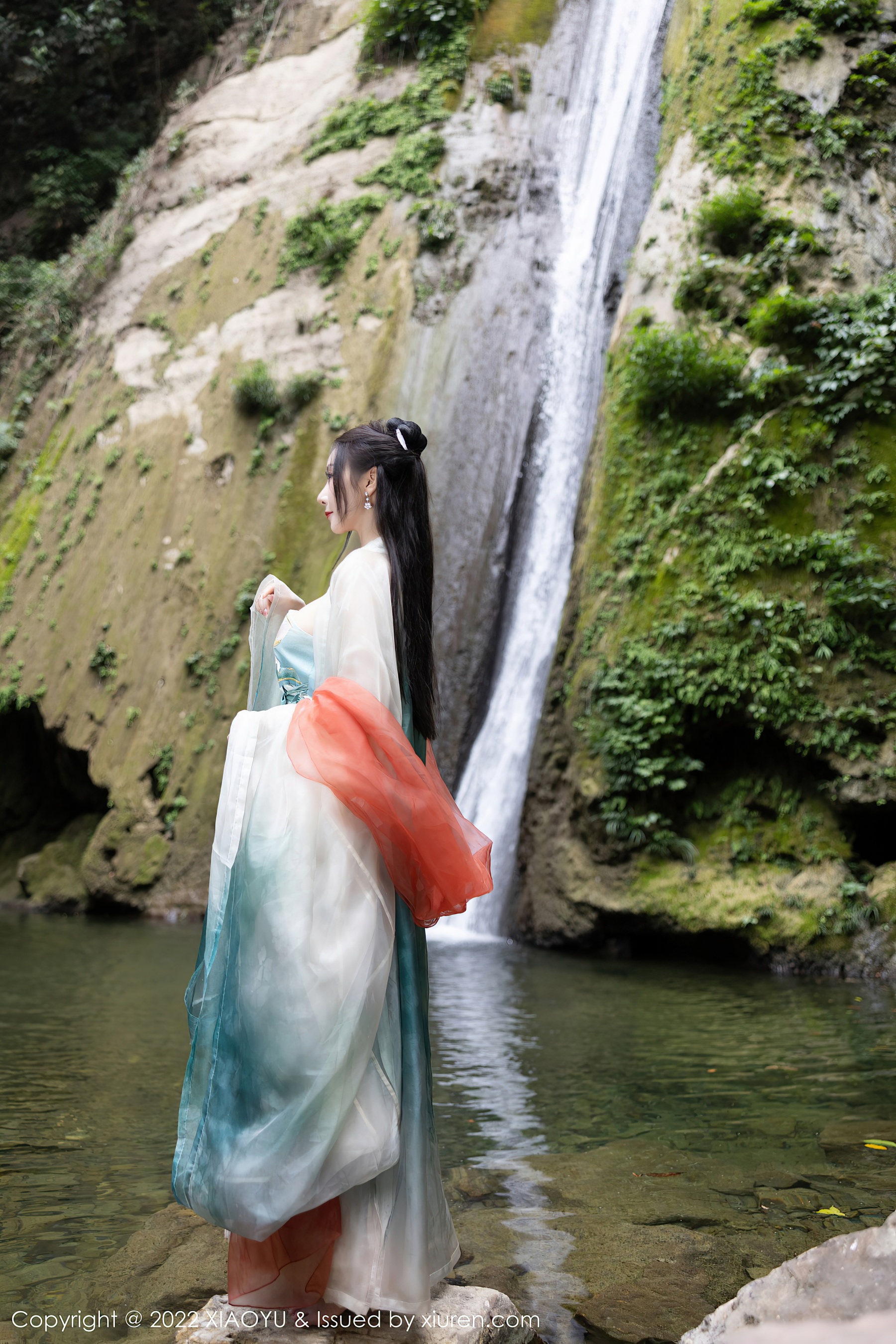 [XIAOYU语画界] VOL.889 王馨瑶yanni 杭州旅拍第4张