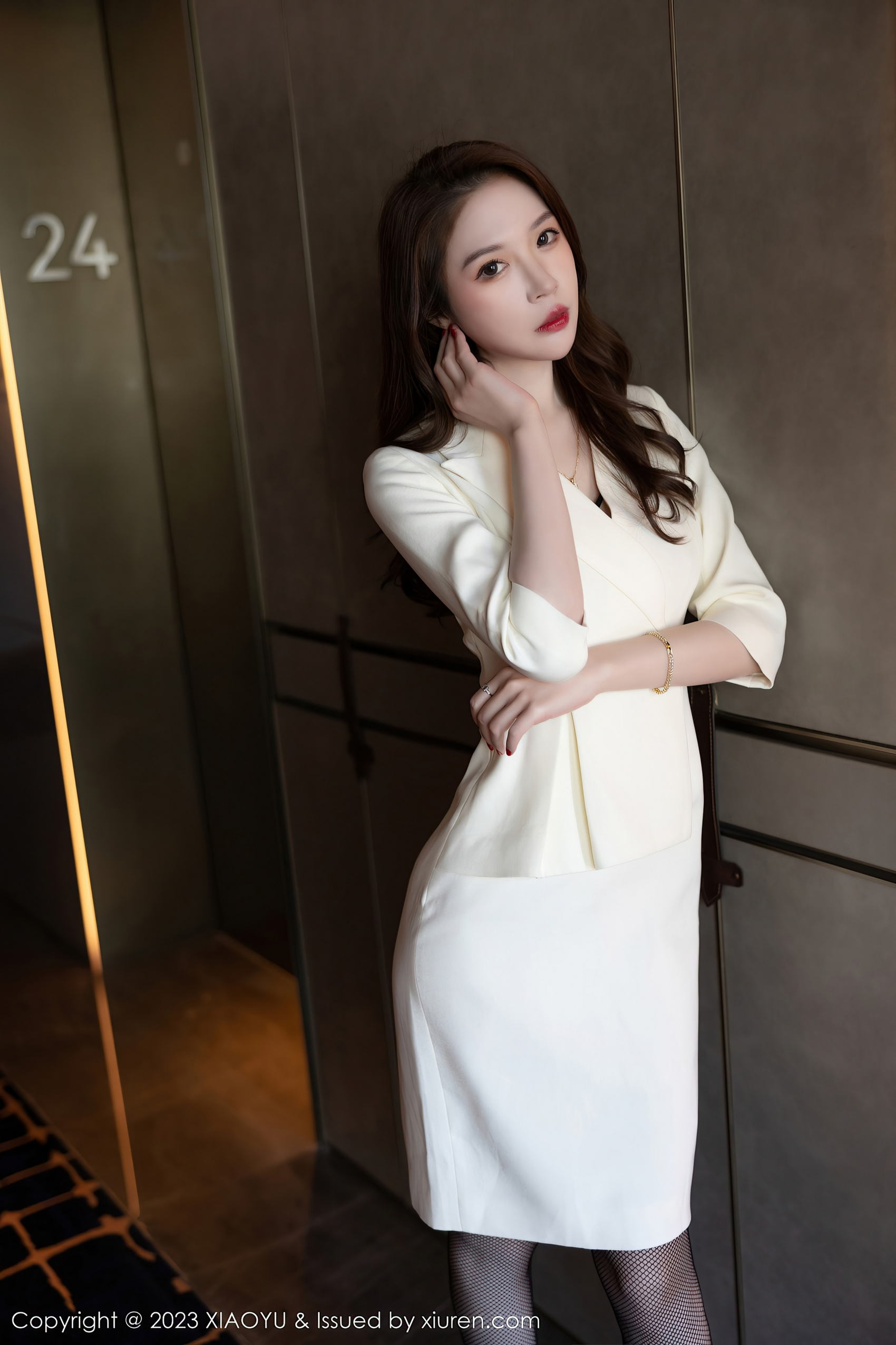 [XIAOYU语画界] VOL.977 梦心玥 丝袜美腿第1张