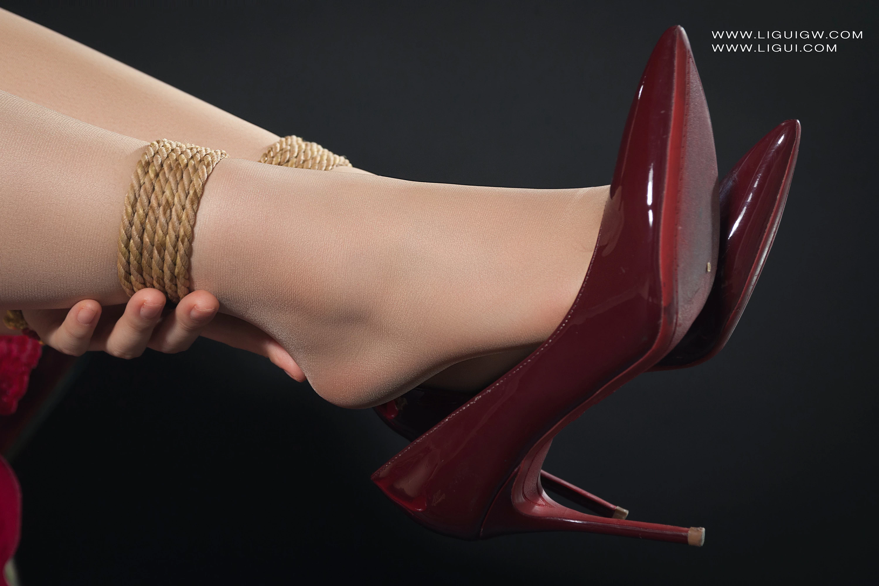 [Ligui丽柜] 2025.10.13 然情自缚 然然第11张